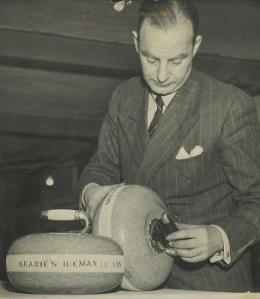 Pictures General 303x349